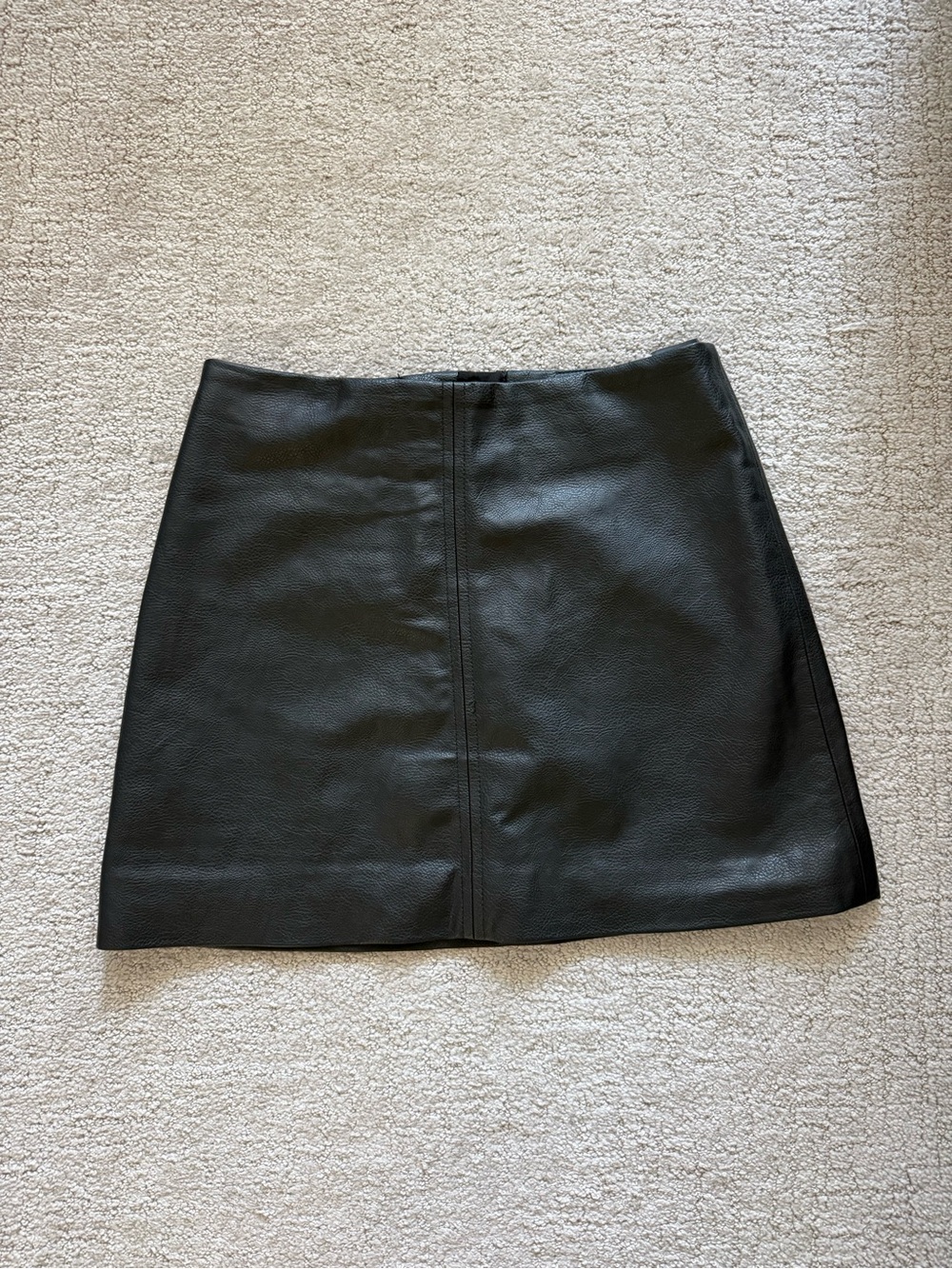 H&M Faux Leather Mini Skirt Size 6 Like New